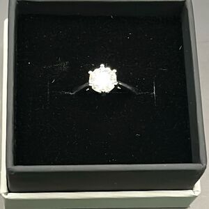 D Luxury 925 Sterling Silver 2ctw Moissanite Ring Size 9 Round Solitaire Design